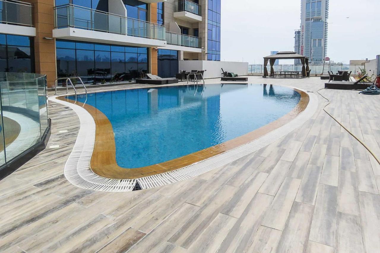 Oyo 860 Studio Apartment, Maya Tower 4, Jumeirah Village Triangle Dubai Exterior photo